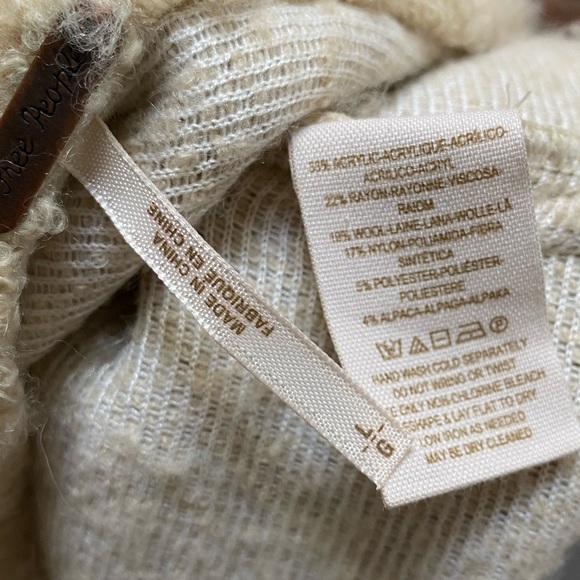 FREE PEOPLE| double breasted wool coat | L - Picture 12 of 12